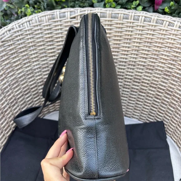 Authentic CHANEL DOME timeless CC double zipper black caviar tote - Picture 6 of 16